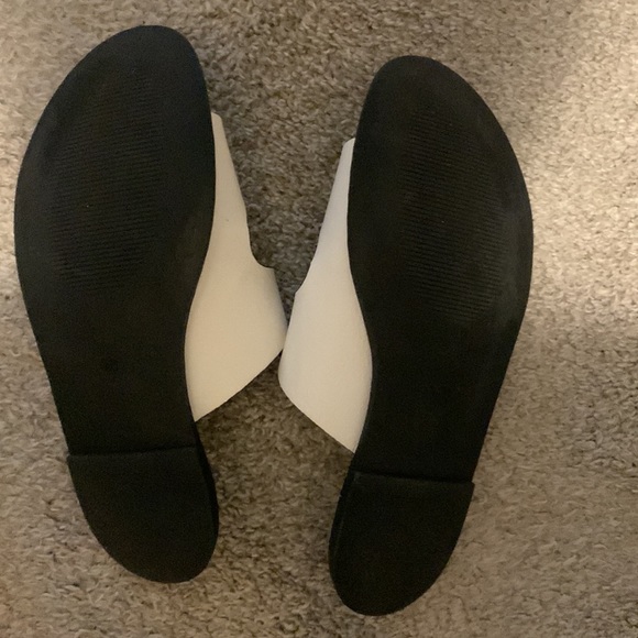 Torrid – size 10 wide white sandals with buckle - Picture 2 of 2